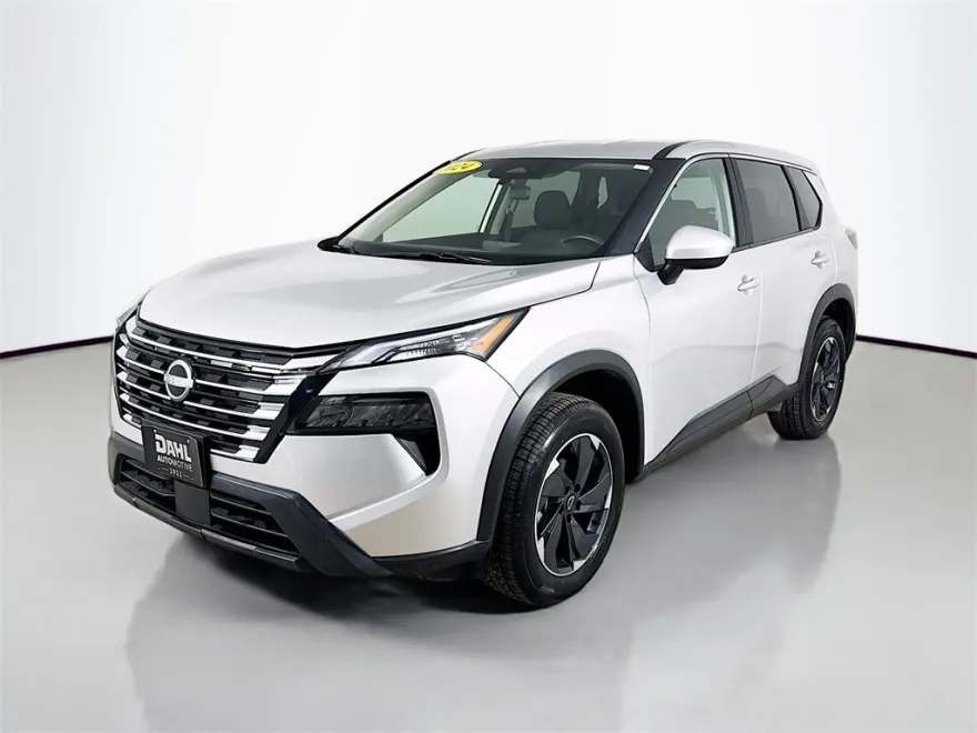 2024 Nissan Rogue SV photo 1