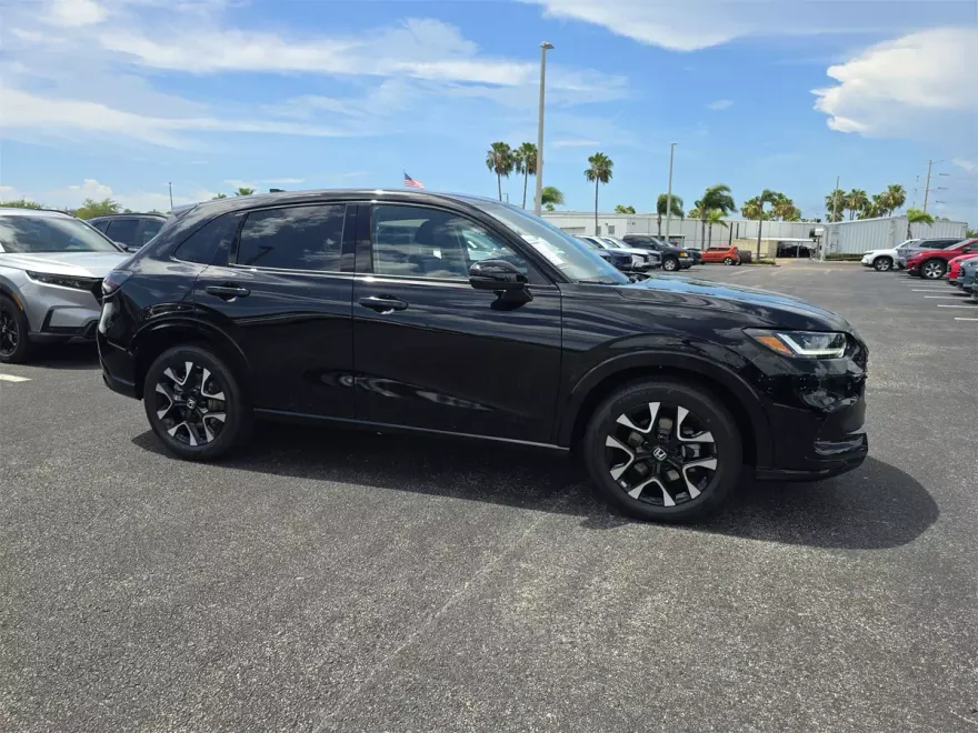 2026 Honda HR-V EX-L photo 1