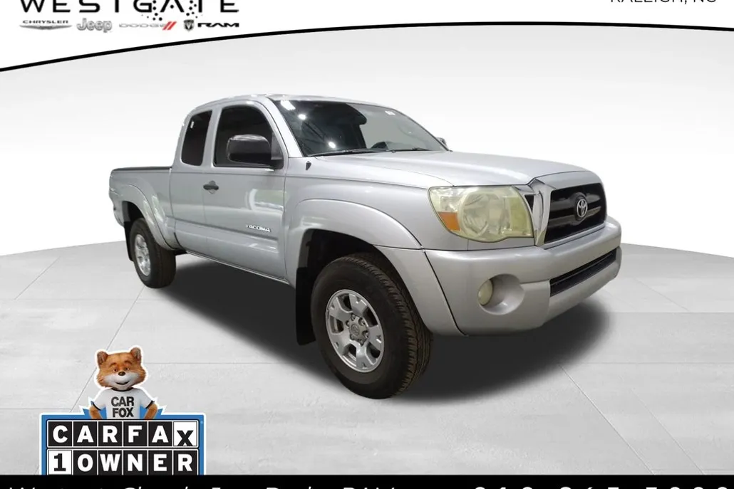 2006 Toyota Tacoma PreRunner photo 1