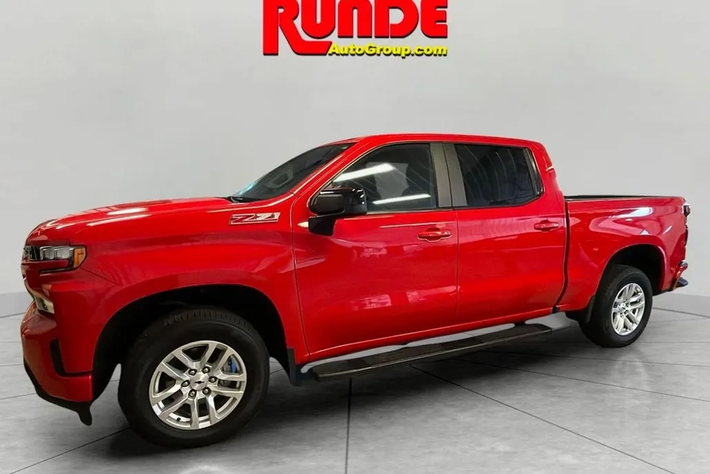 2021 Chevrolet Silverado 1500 RST photo 1