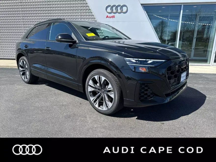 2025 Audi Q8 Premium Plus photo 1