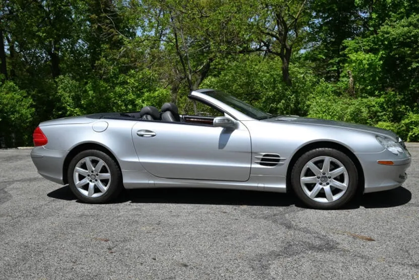 2004 Mercedes Benz SL 500 photo 1