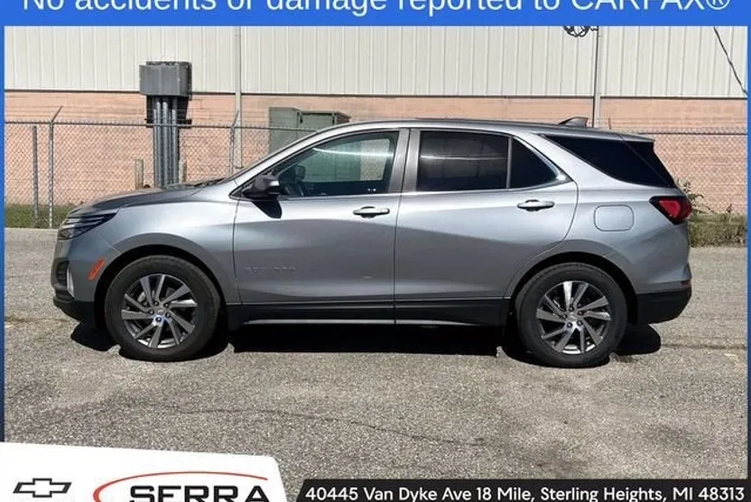 2024 Chevrolet Equinox LT photo 1
