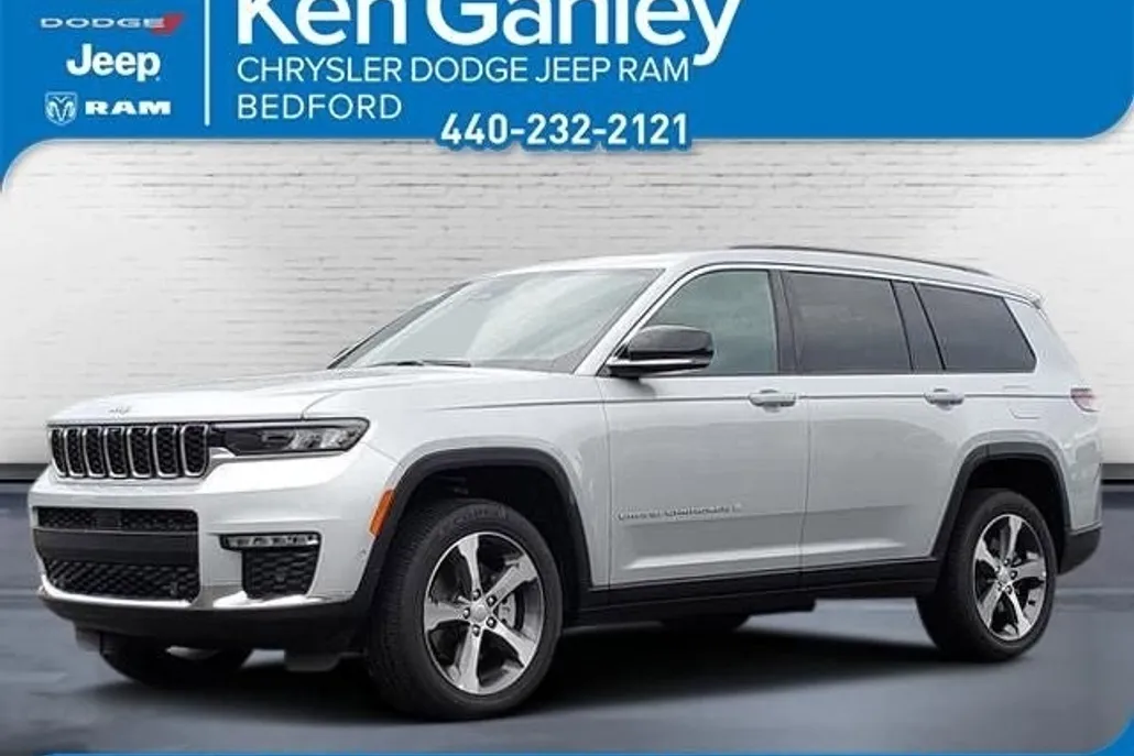 2025 Jeep Grand Cherokee L photo 1