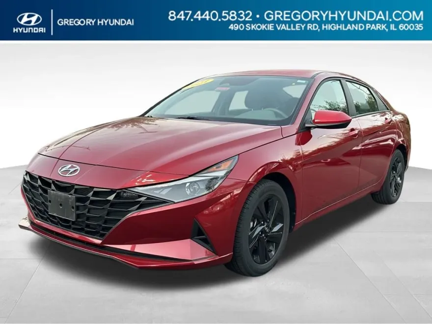 2023 Hyundai Elantra SEL photo 1