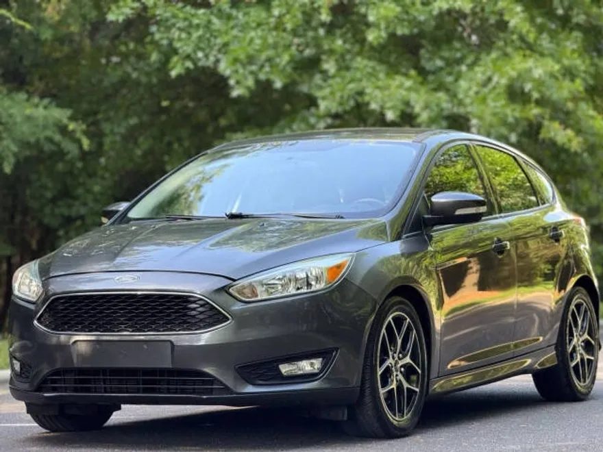 2015 Ford Focus SE photo 1