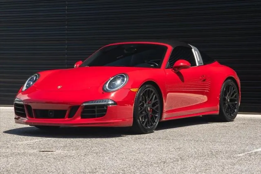 2016 Porsche 911 Targa 4 GTS photo 1