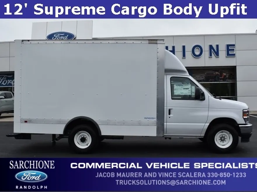 2025 Ford E-350 photo 1