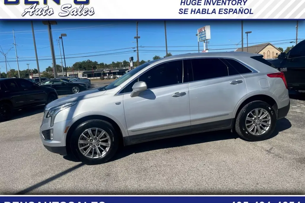 2017 Cadillac XT5 Luxury photo 1