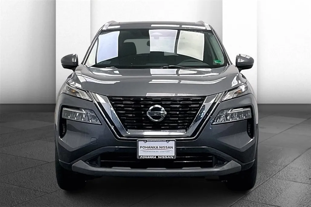 2021 Nissan Rogue SV photo 1