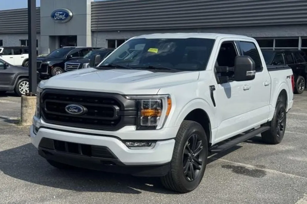 2022 Ford F-150 XLT photo 1