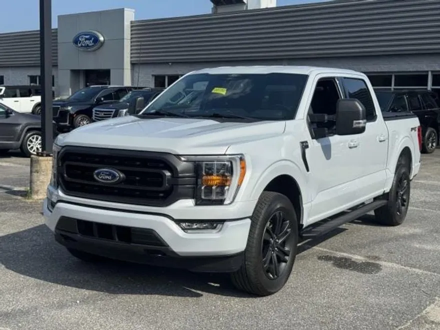 2022 Ford F-150 XLT photo 1
