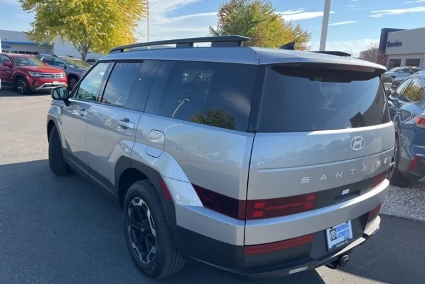 2026 Hyundai Santa Fe SEL photo 1