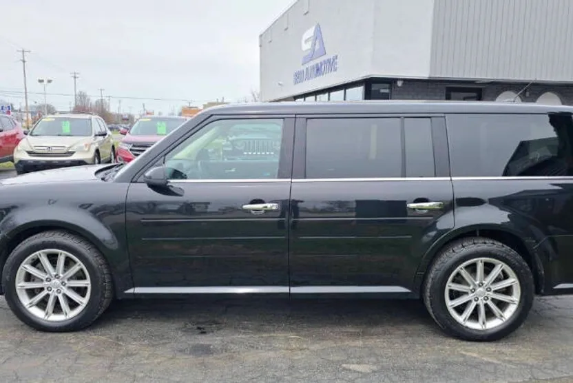 2015 Ford Flex Limited photo 1