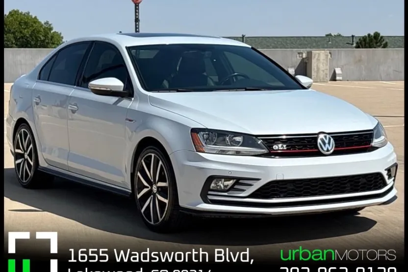 2018 Volkswagen Jetta 2.0T GLI photo 1