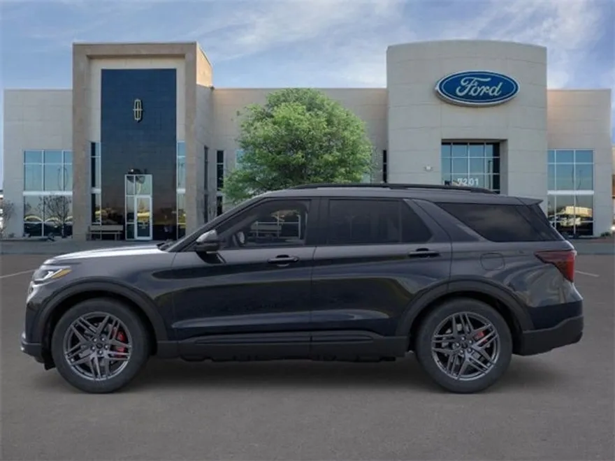2025 Ford Explorer ST photo 1