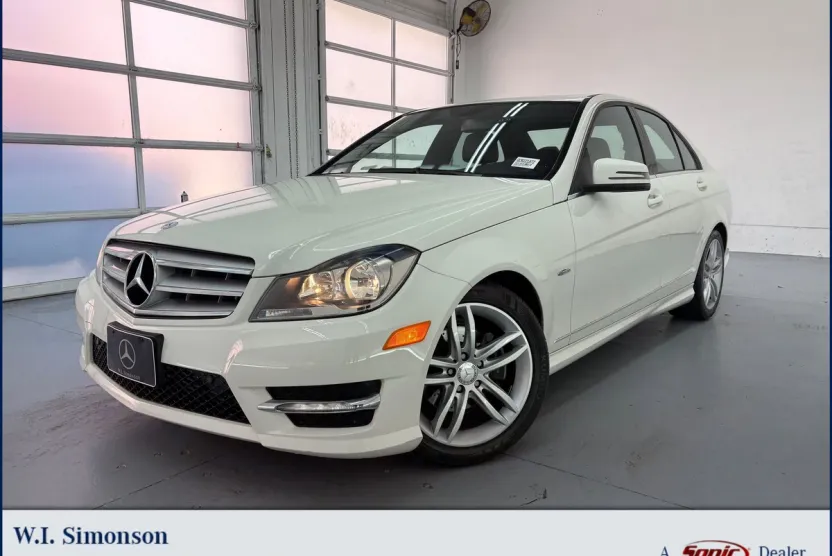 2012 Mercedes Benz C 250 Sport photo 1