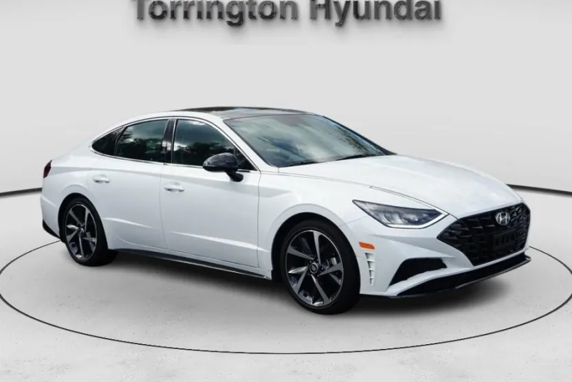2022 Hyundai Sonata SEL Plus photo 1