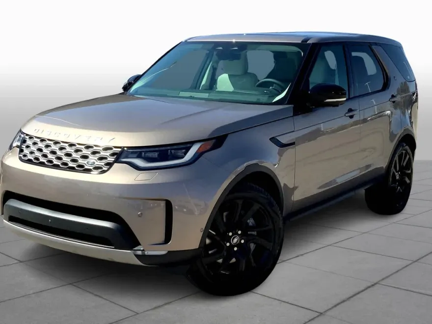 2025 Land Rover Discovery S photo 1