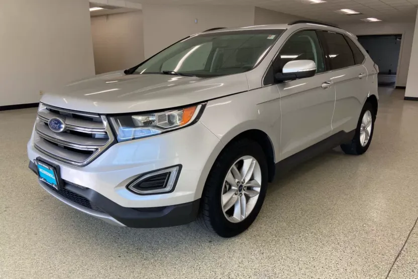 2015 Ford Edge SEL photo 1