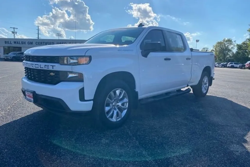 2019 Chevrolet Silverado 1500 Custom photo 1