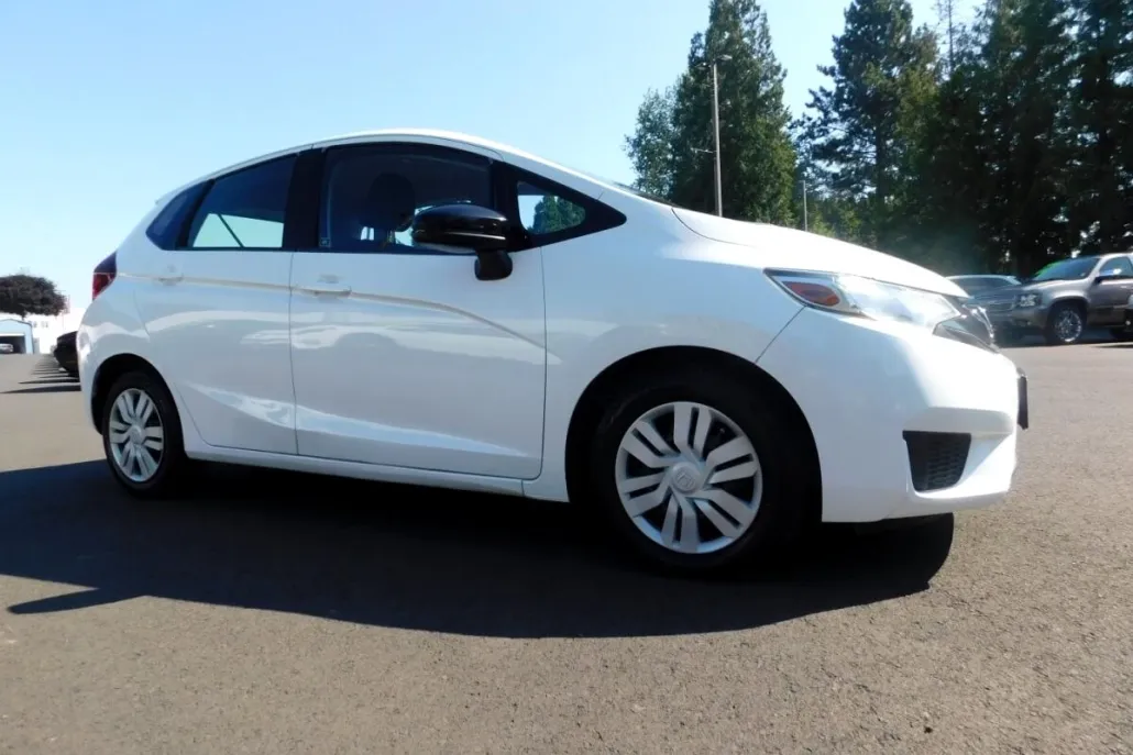 2016 Honda Fit LX photo 1
