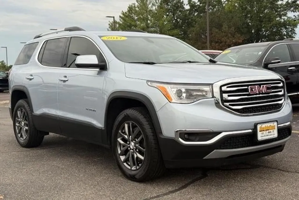 2017 Gmc Acadia SLT photo 1
