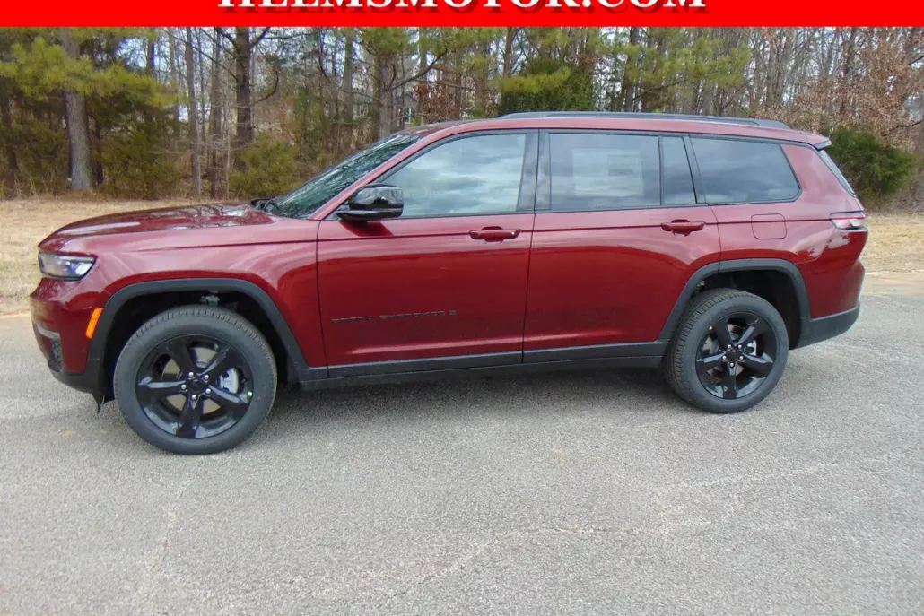 2025 Jeep Grand Cherokee L photo 1