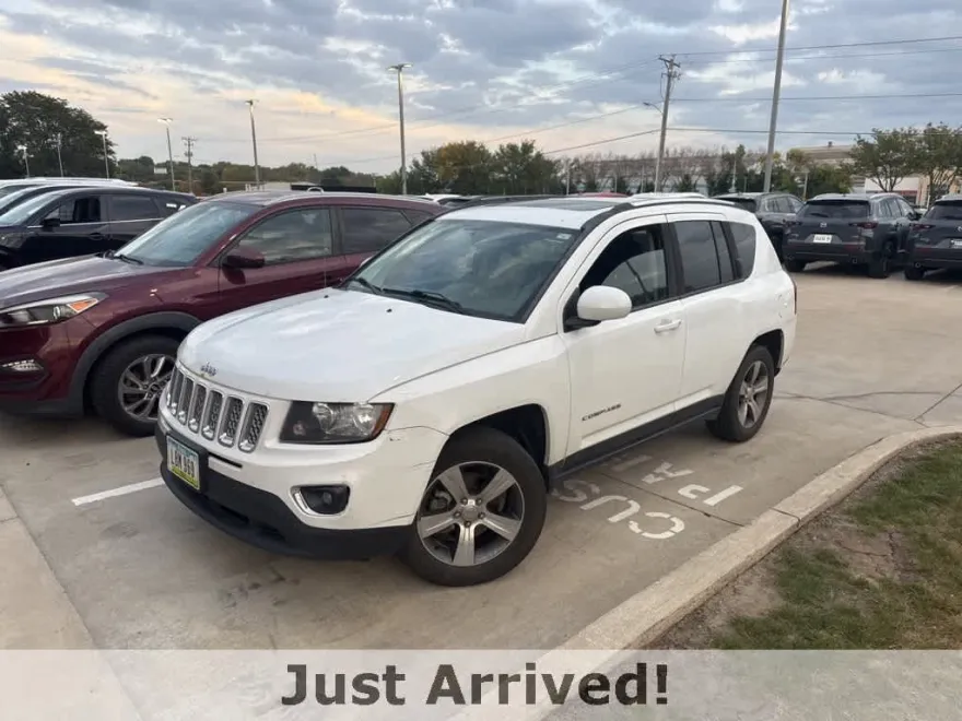 2016 Jeep Compass High Altitude photo 1