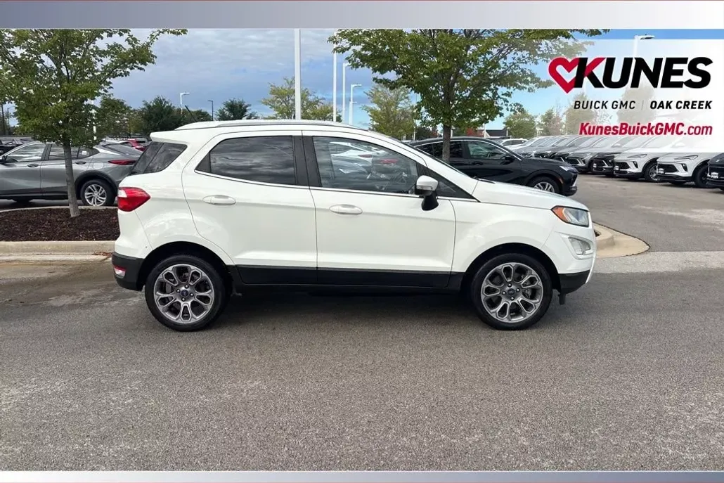 2018 Ford EcoSport Titanium photo 1