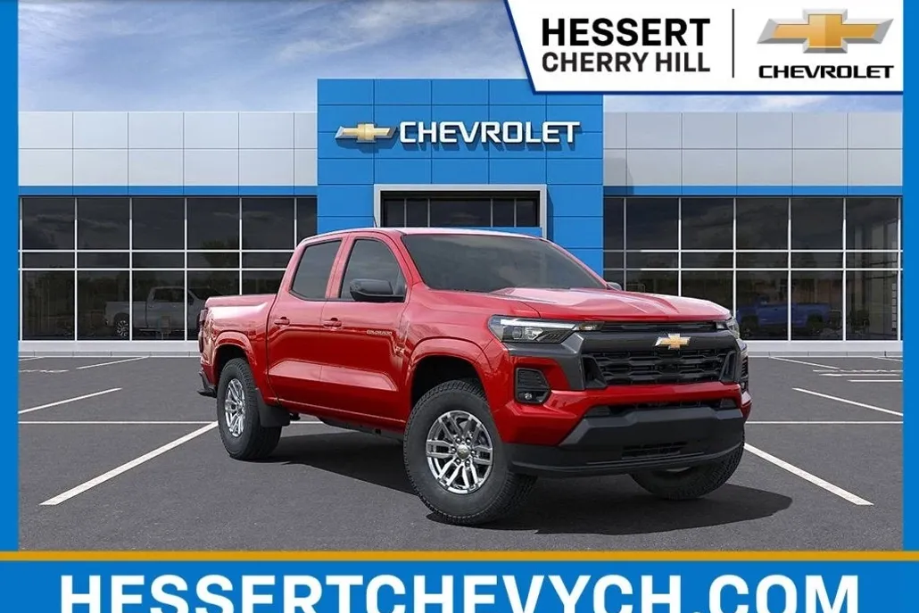 2025 Chevrolet Colorado Work Truck LT photo 1