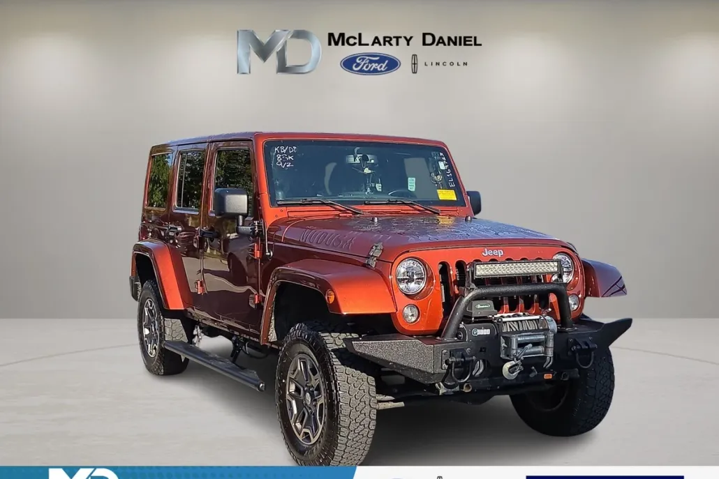 2014 Jeep Wrangler Unlimited Rubicon photo 1