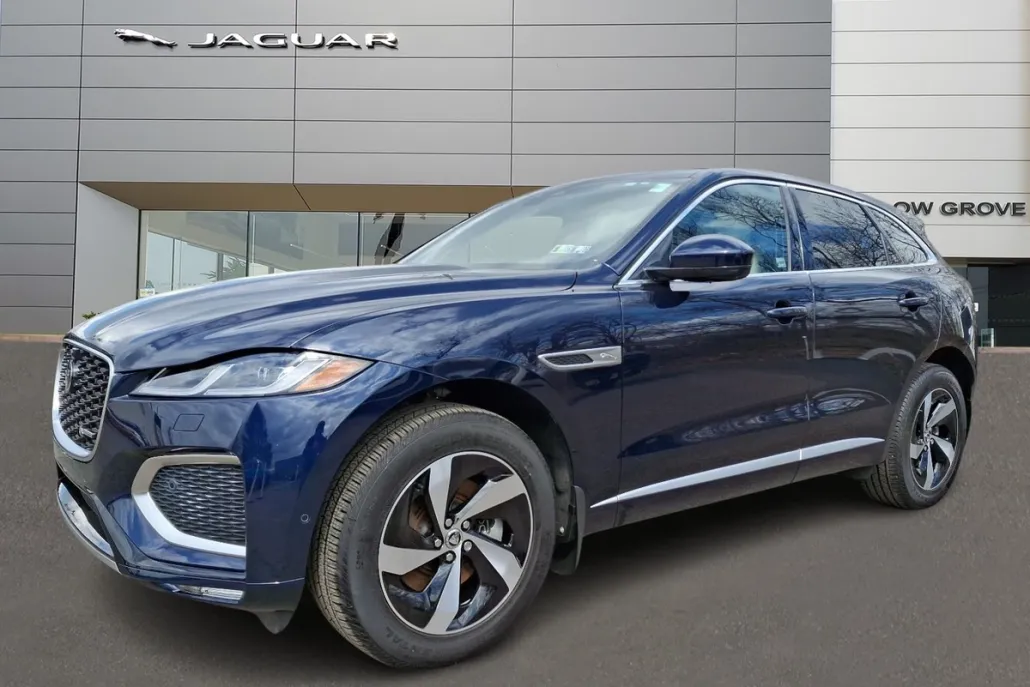 2025 Jaguar F-PACE R-Dynamic S P250 photo 1