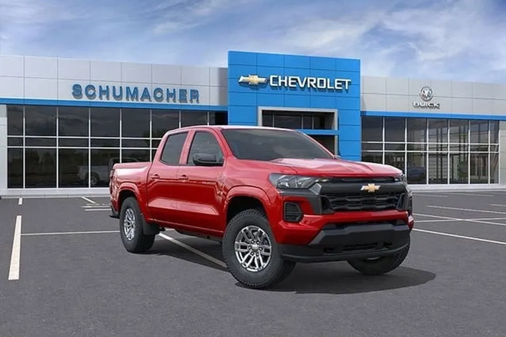 2026 Chevrolet Colorado LT photo 1