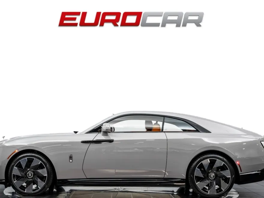 2025 Rolls Royce Spectre photo 1