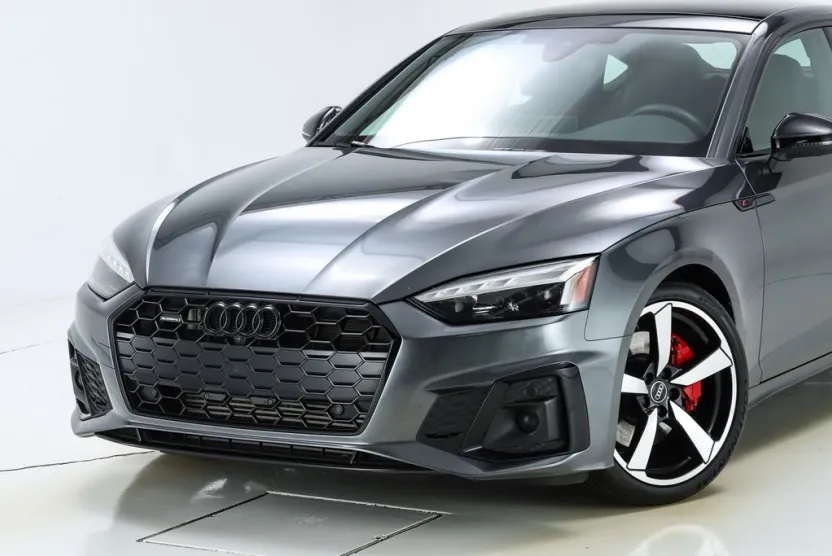 2023 Audi A5 45 S line Premium Plus photo 1