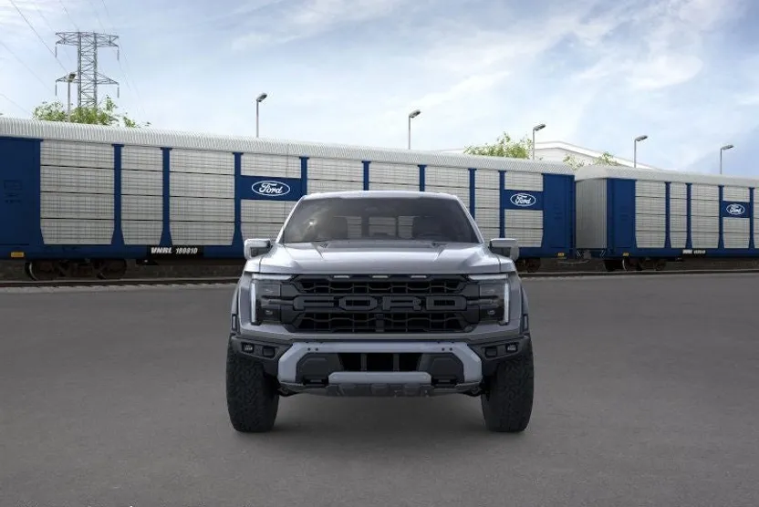2025 Ford F-150 Raptor photo 1