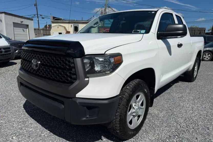 2019 Toyota Tundra SR Double Cab photo 1