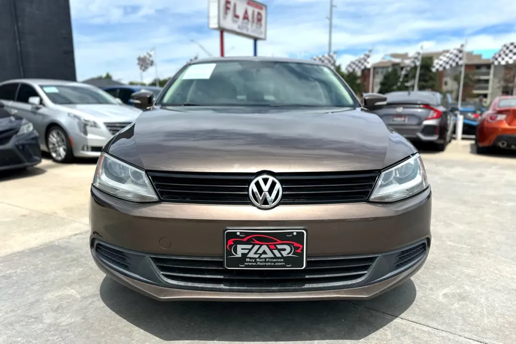 2012 Volkswagen Jetta SE photo 1