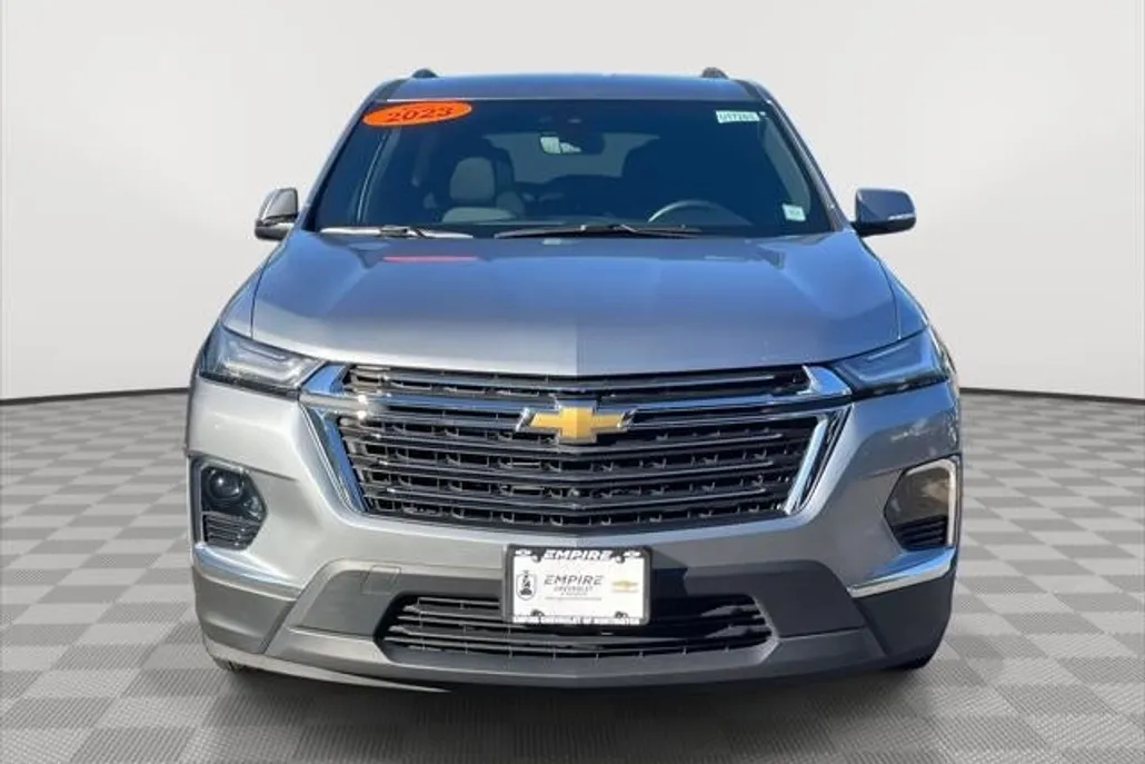 2023 Chevrolet Traverse Cloth photo 1