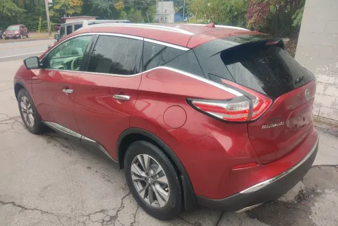 2015 Nissan Murano SV photo 3