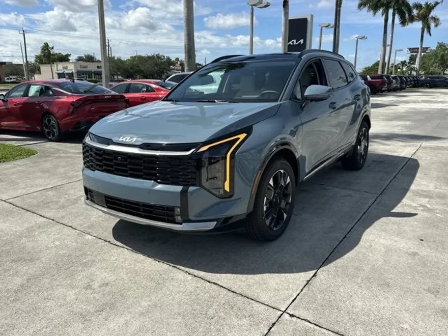 2026 Kia Sportage Hybrid photo 1