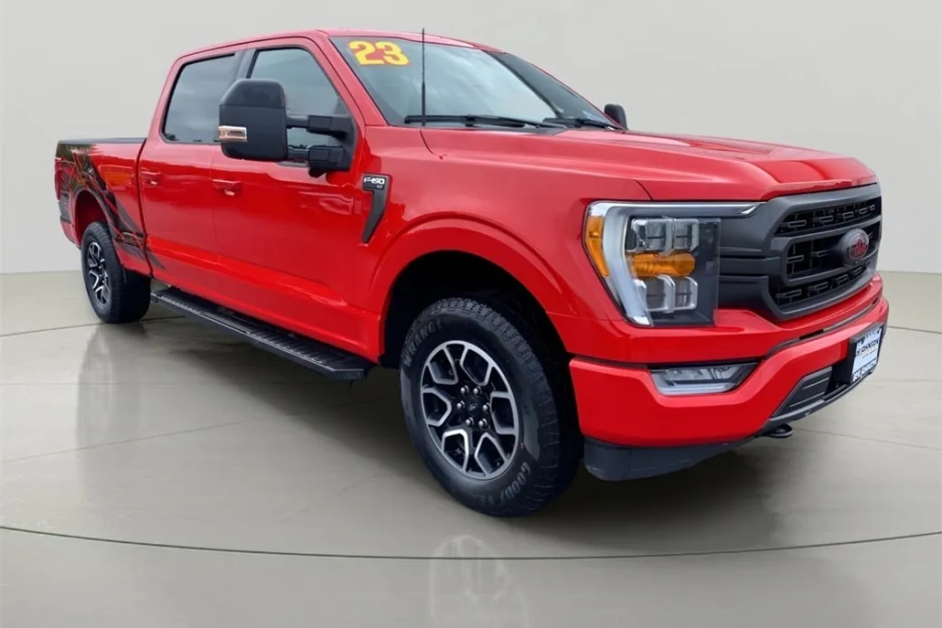 2023 Ford F-150 XLT photo 1