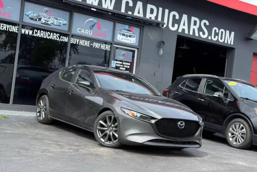 2019 Mazda Mazda3 Hatchback Preferred photo 1