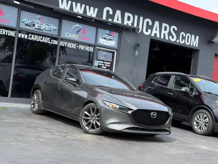2019 Mazda Mazda3 Hatchback Preferred photo 1