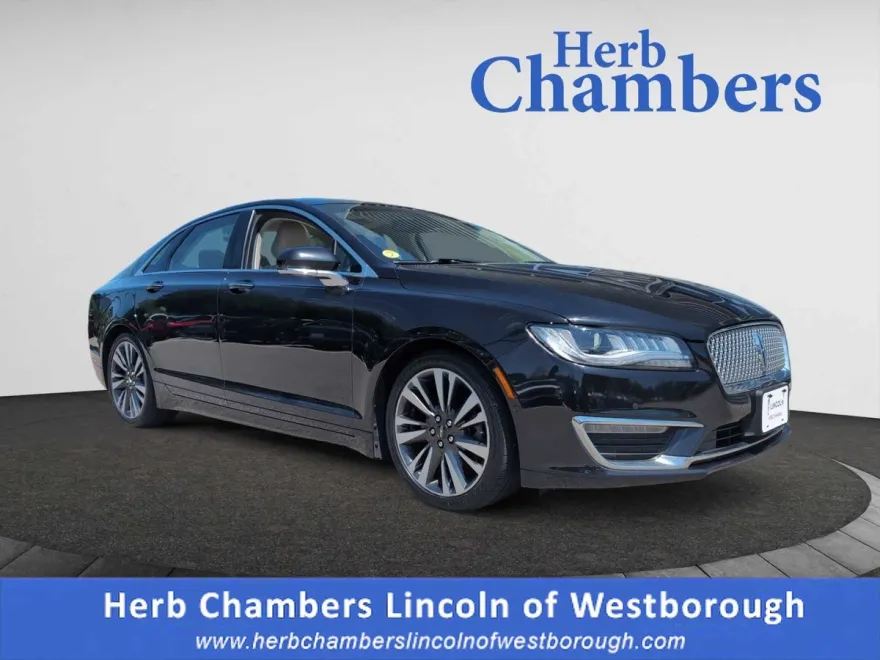 2020 Lincoln MKZ Reserve photo 1