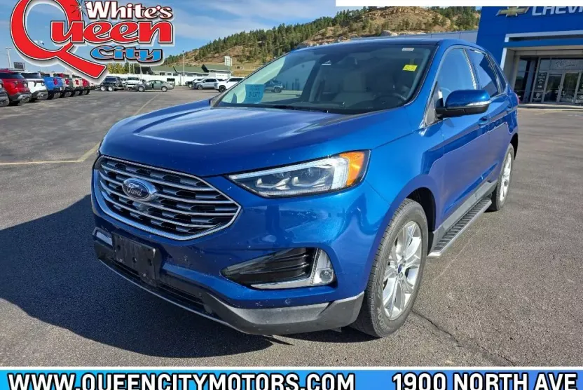 2022 Ford Edge Titanium photo 1