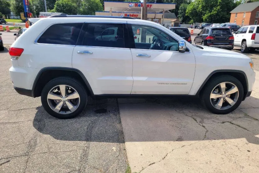 2014 Jeep Grand Cherokee Limited photo 1
