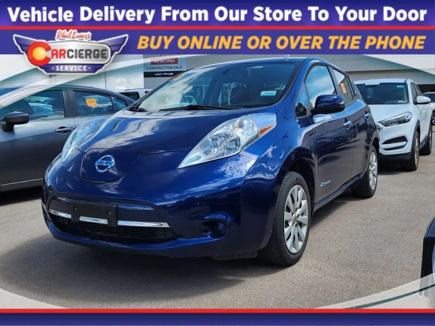 2017 Nissan Leaf S photo 1