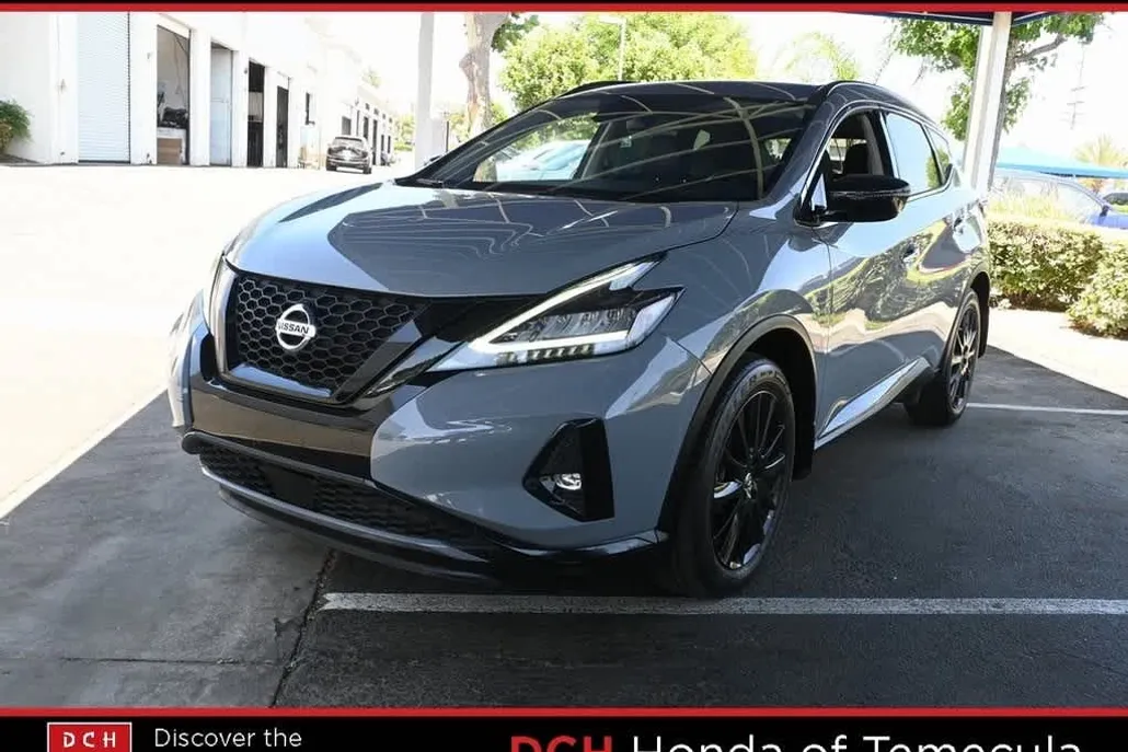 2022 Nissan Murano SV photo 1